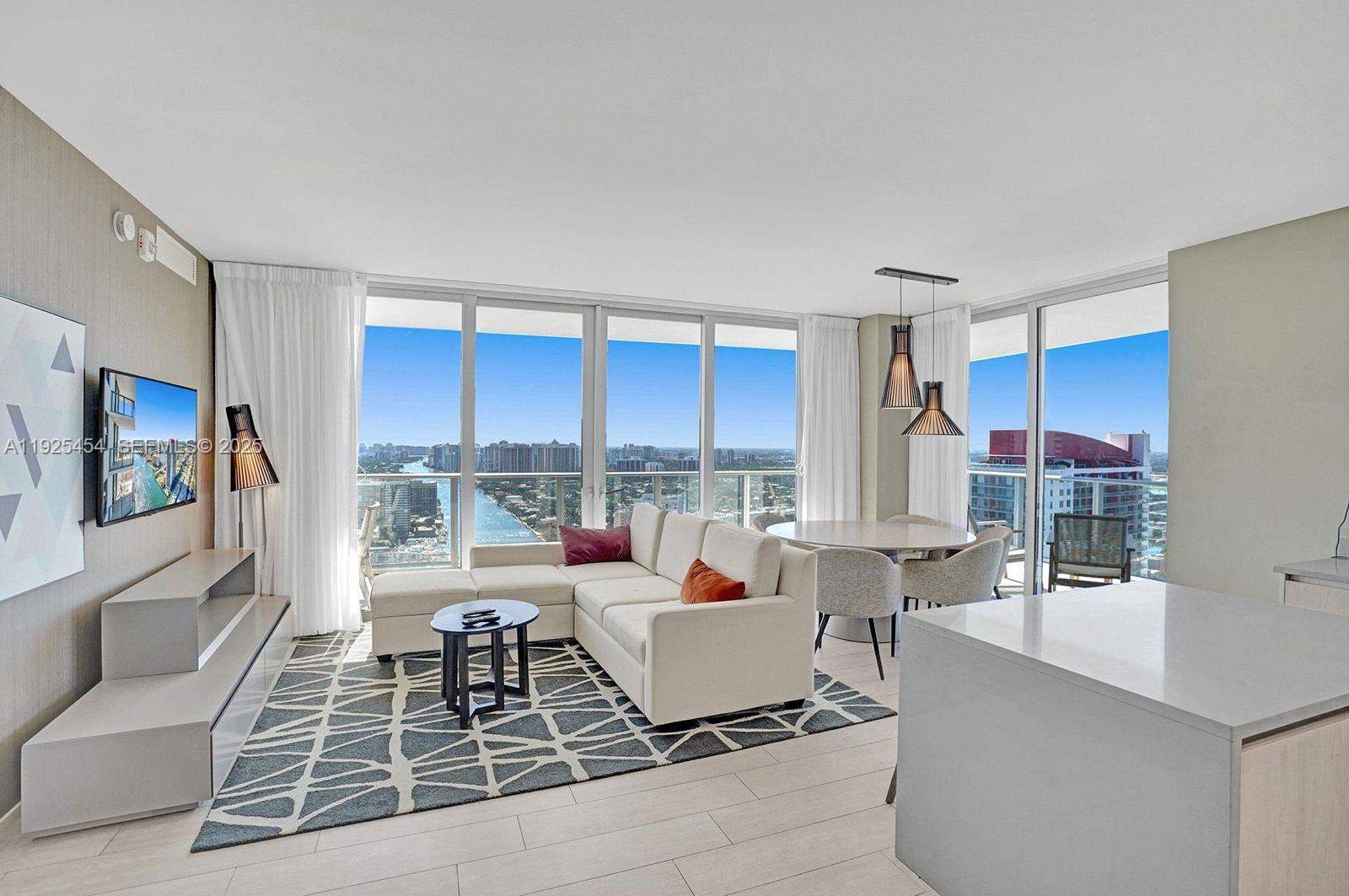 4010 S Ocean Dr R1108