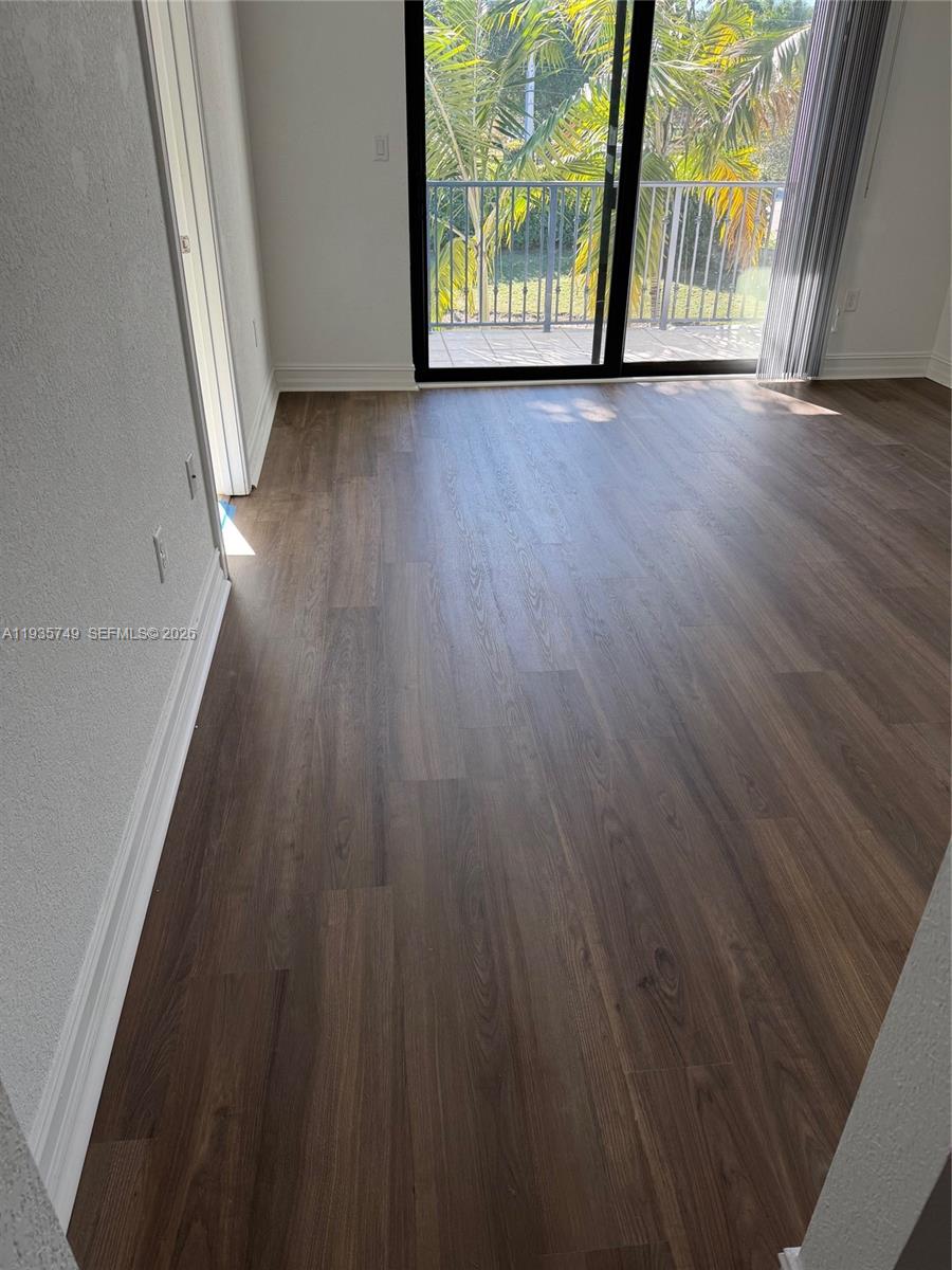 PEMBROKE LAKES SOUTH - Residential