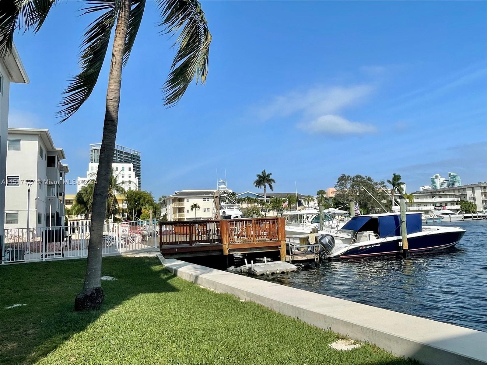 WOODLAKE APTS CONDO - Residential