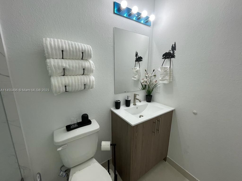 AURORA SUBDIVISION - Residential Lease