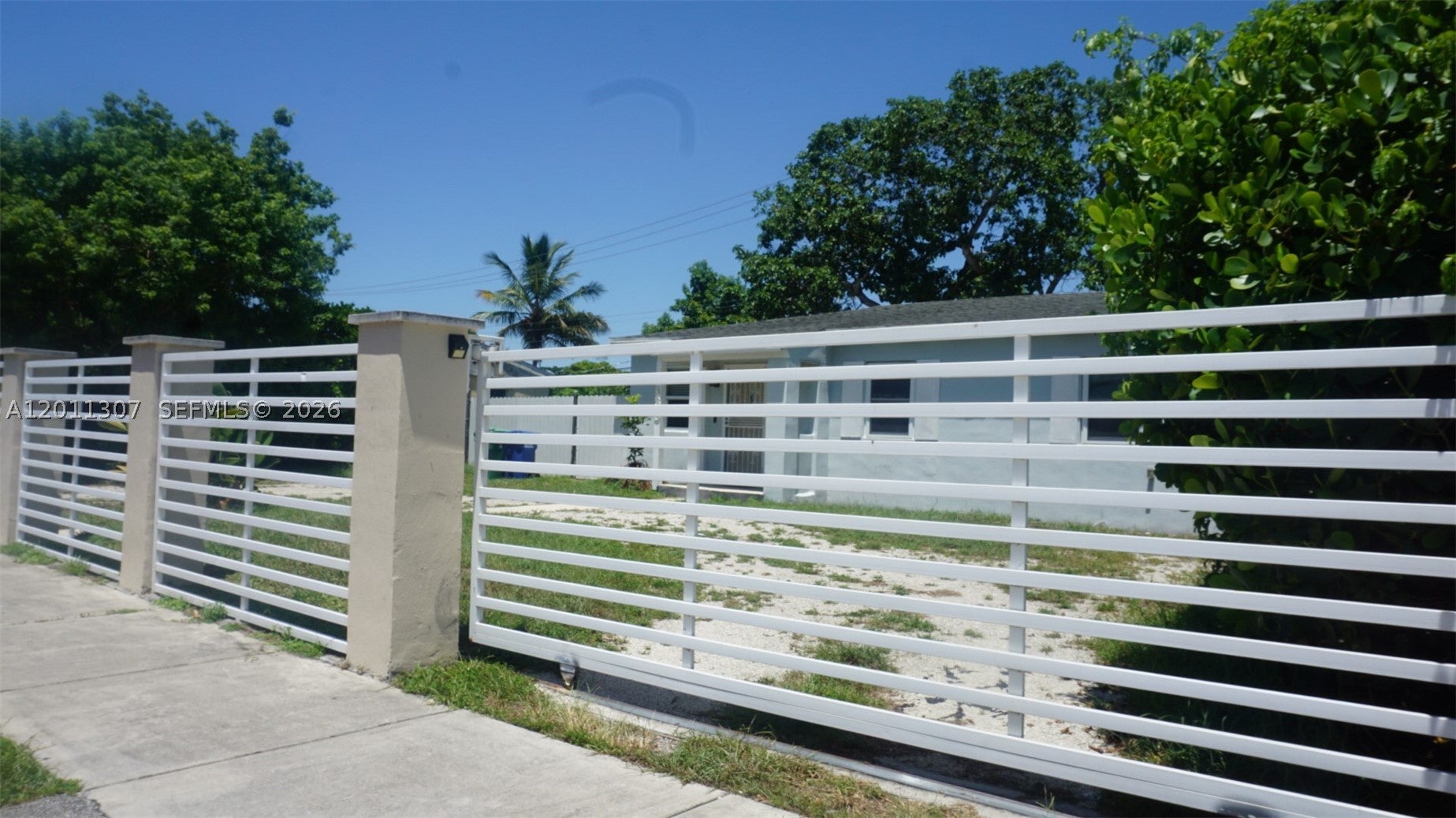 335 NW 187th St, Miami Gardens FL 33169