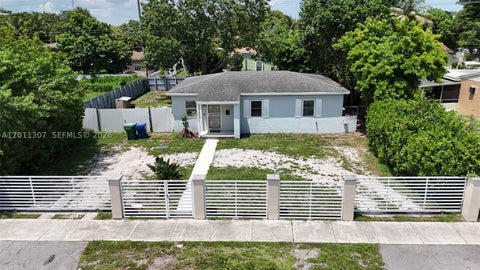Photo of 335 NW 187th St, Miami Gardens, FL 33169 (MLS # A12011307)