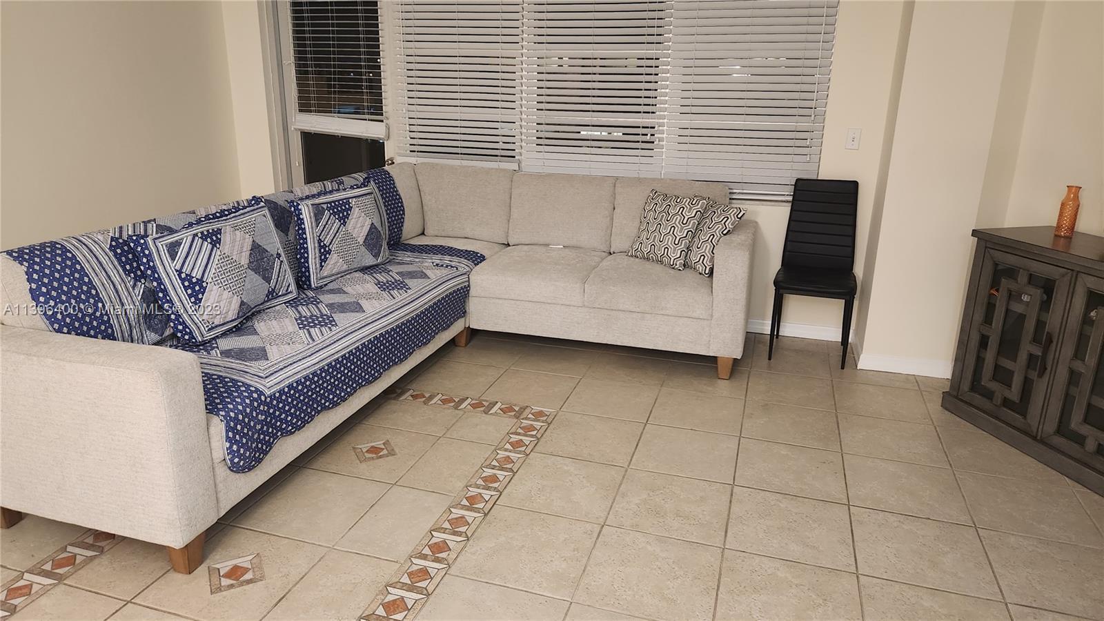 SEA AIR TOWERS CONDO - Residential Lease