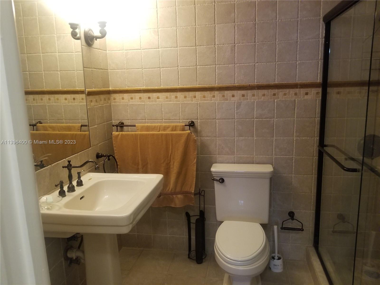 SEA AIR TOWERS CONDO - Residential Lease