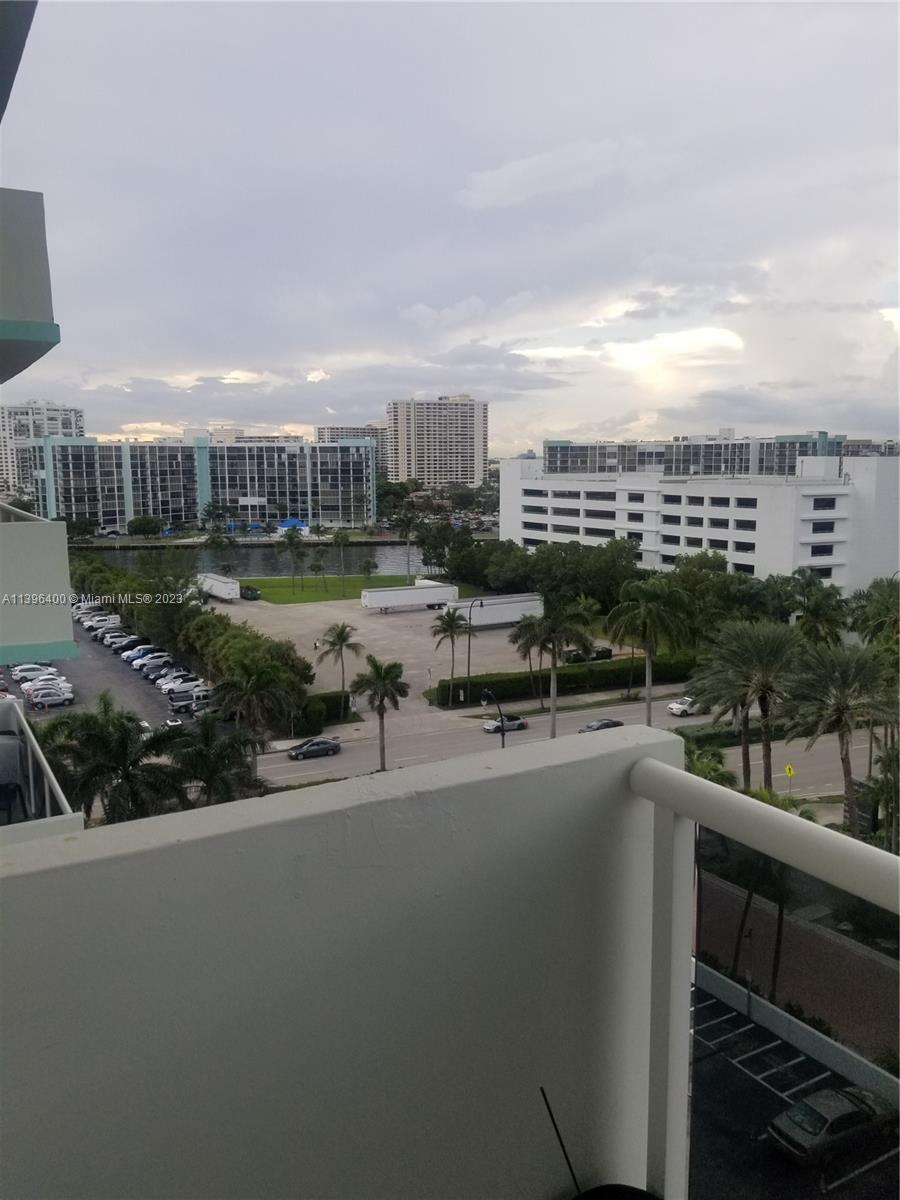 SEA AIR TOWERS CONDO - Residential Lease