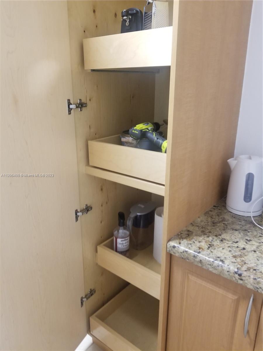 SEA AIR TOWERS CONDO - Residential Lease