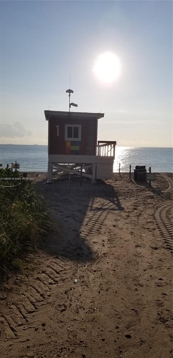 SEA AIR TOWERS CONDO - Residential Lease