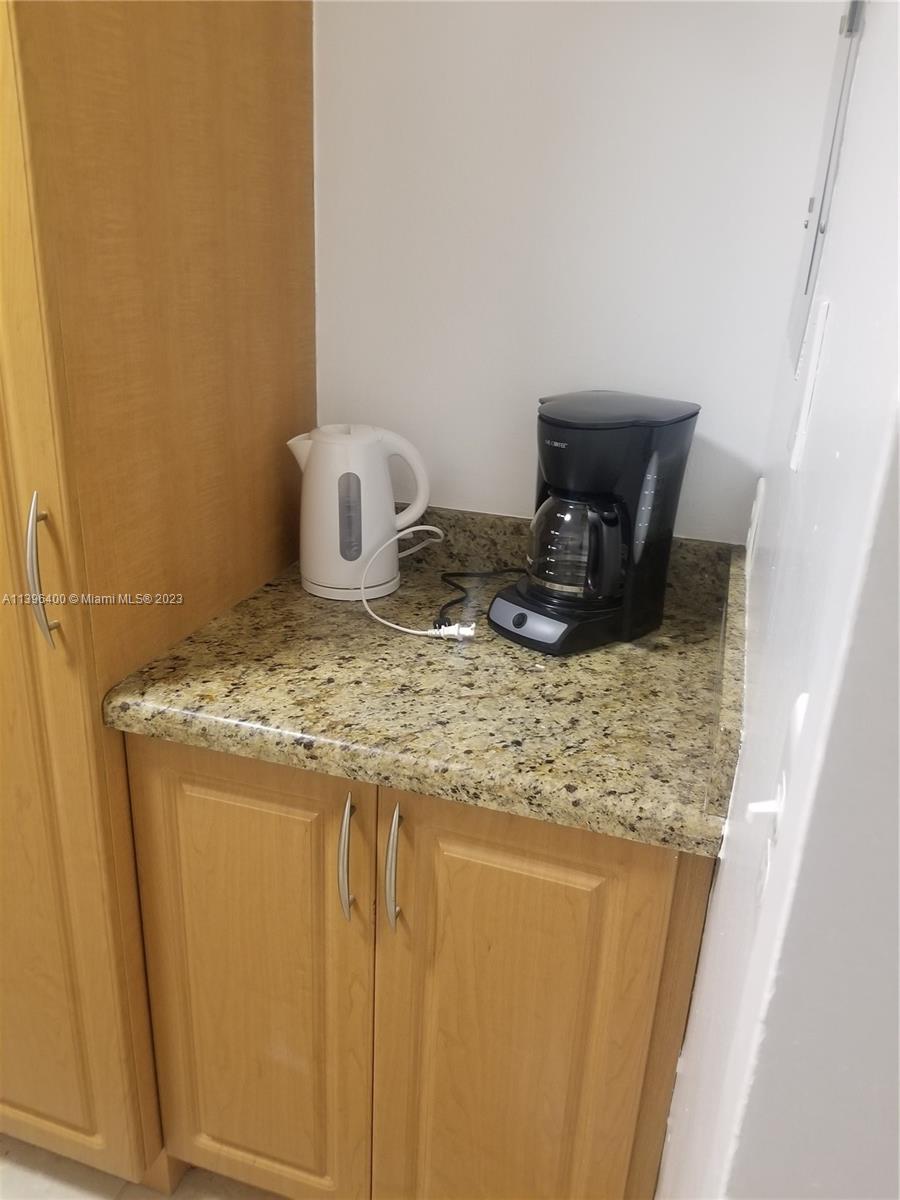 SEA AIR TOWERS CONDO - Residential Lease