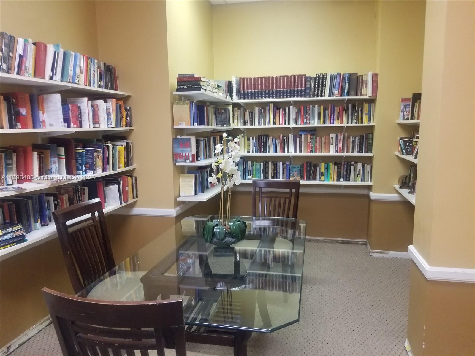 SEA AIR TOWERS CONDO - Residential Lease