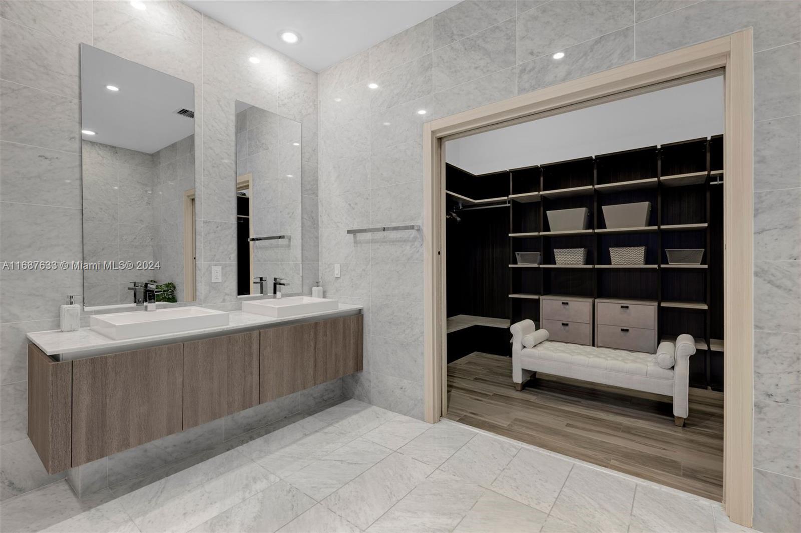 801 SMA RESIDENCES CONDO - Residential