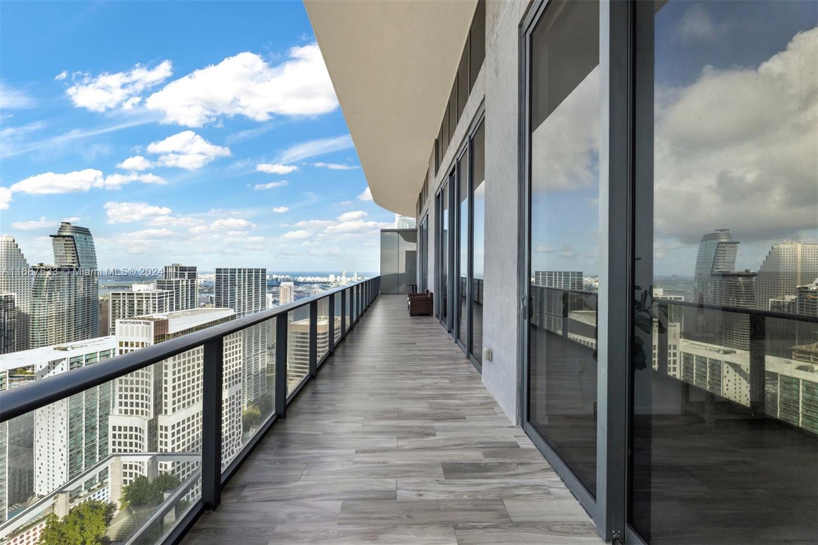 801 SMA RESIDENCES CONDO - Residential
