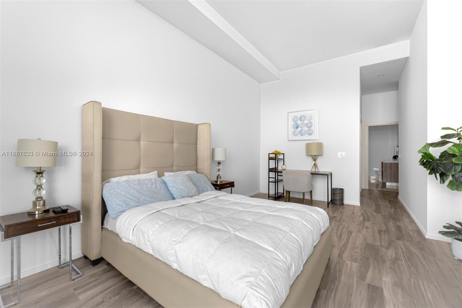 801 SMA RESIDENCES CONDO - Residential