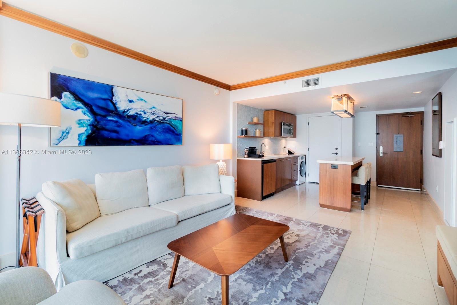 CENTRAL CARILLON BEACH CO - Residential Lease