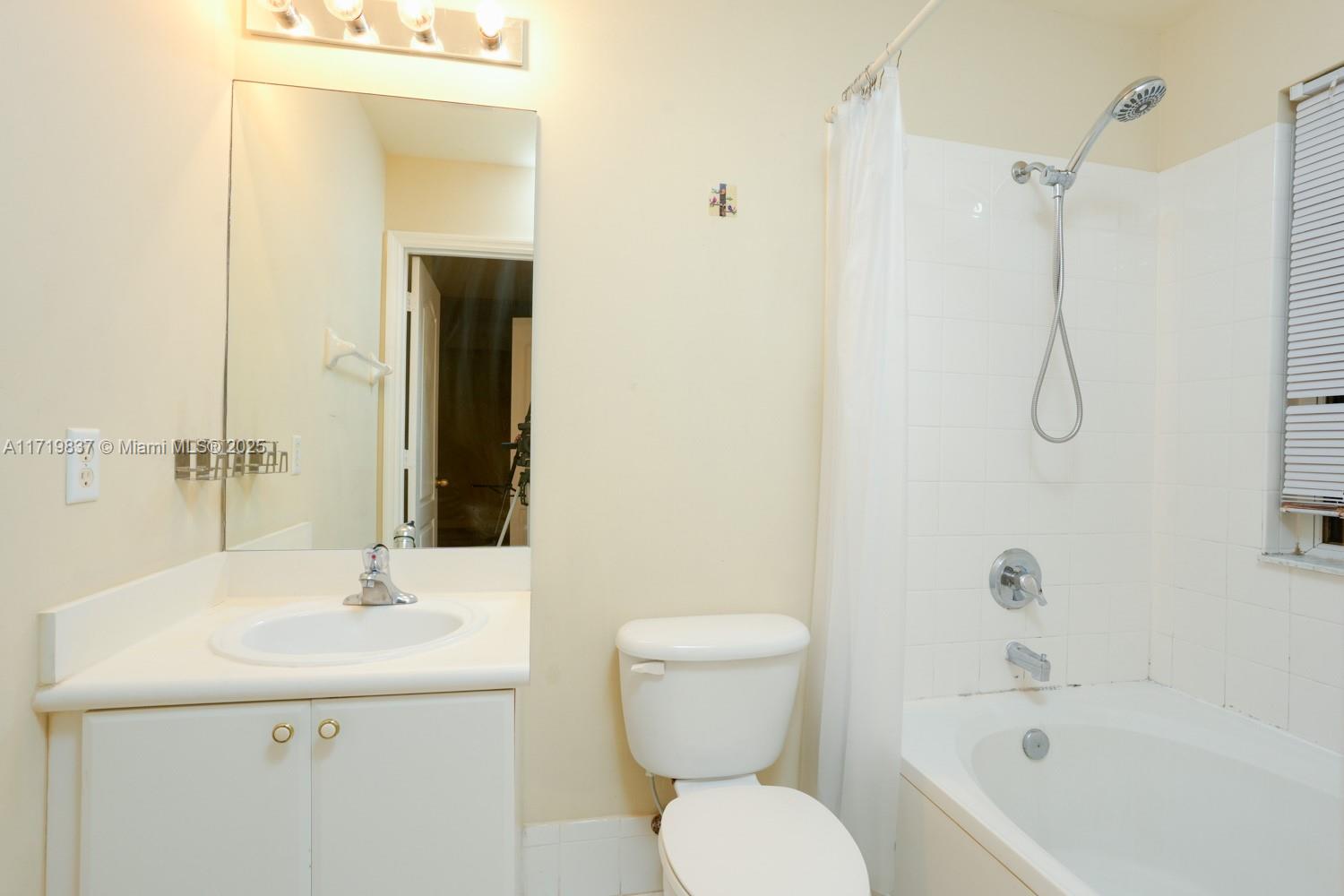 SHOMA COURTYARDS I AT ROY - Residential Lease