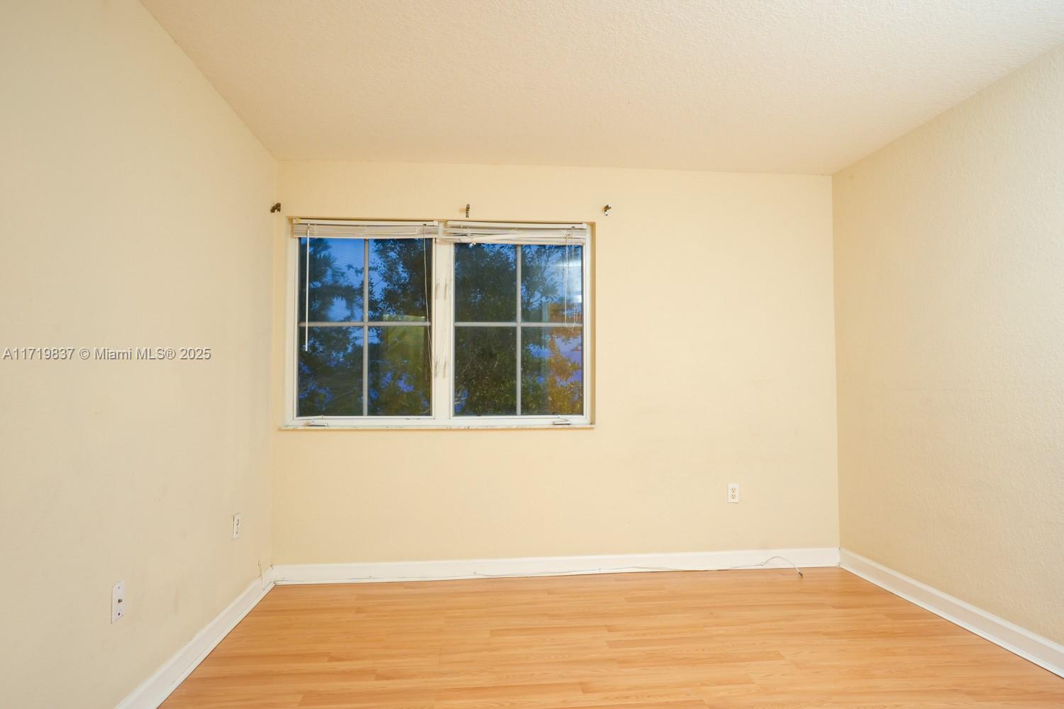 SHOMA COURTYARDS I AT ROY - Residential Lease