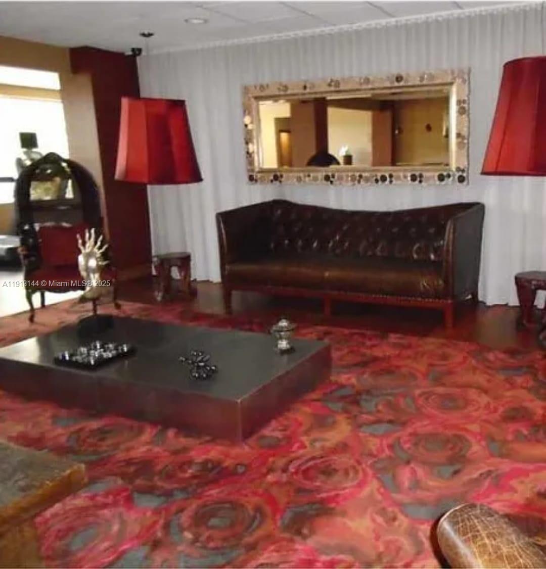 BRICKELL TOWNHOUSE CONDO - Residential