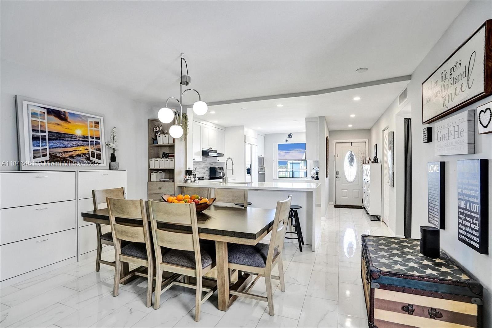 9 OF PALM SPRINGS 2 CONDO - Residential