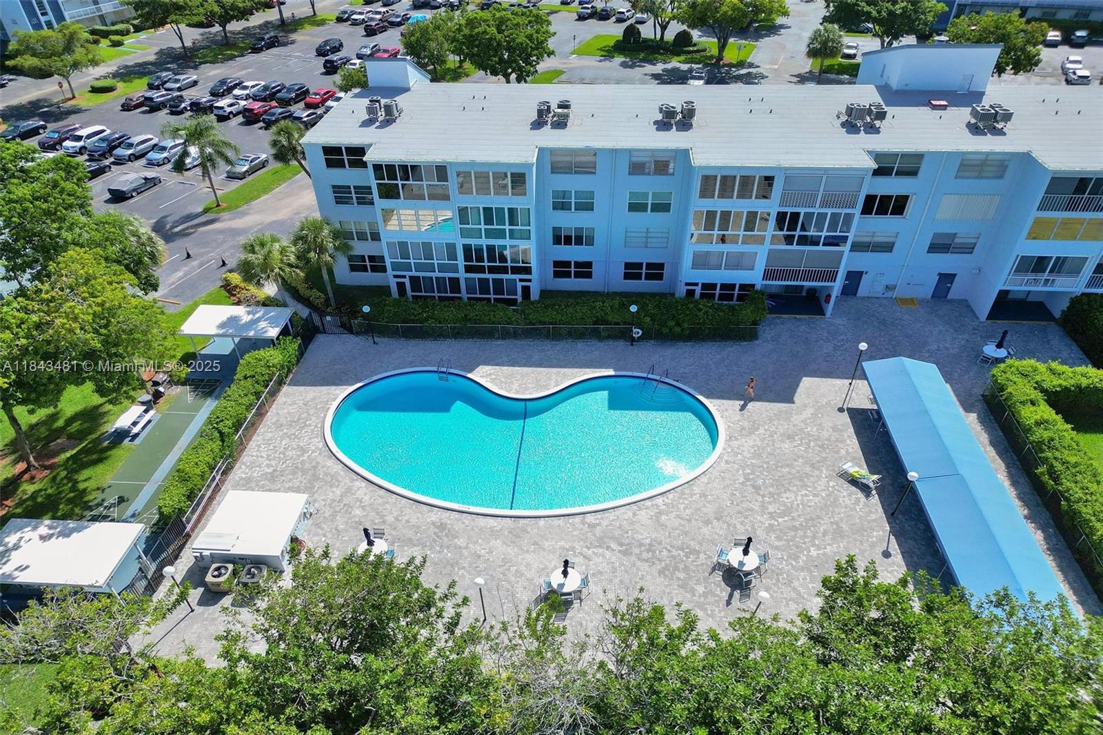 9 OF PALM SPRINGS 2 CONDO - Residential