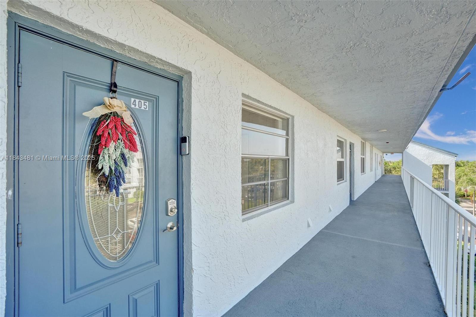 9 OF PALM SPRINGS 2 CONDO - Residential