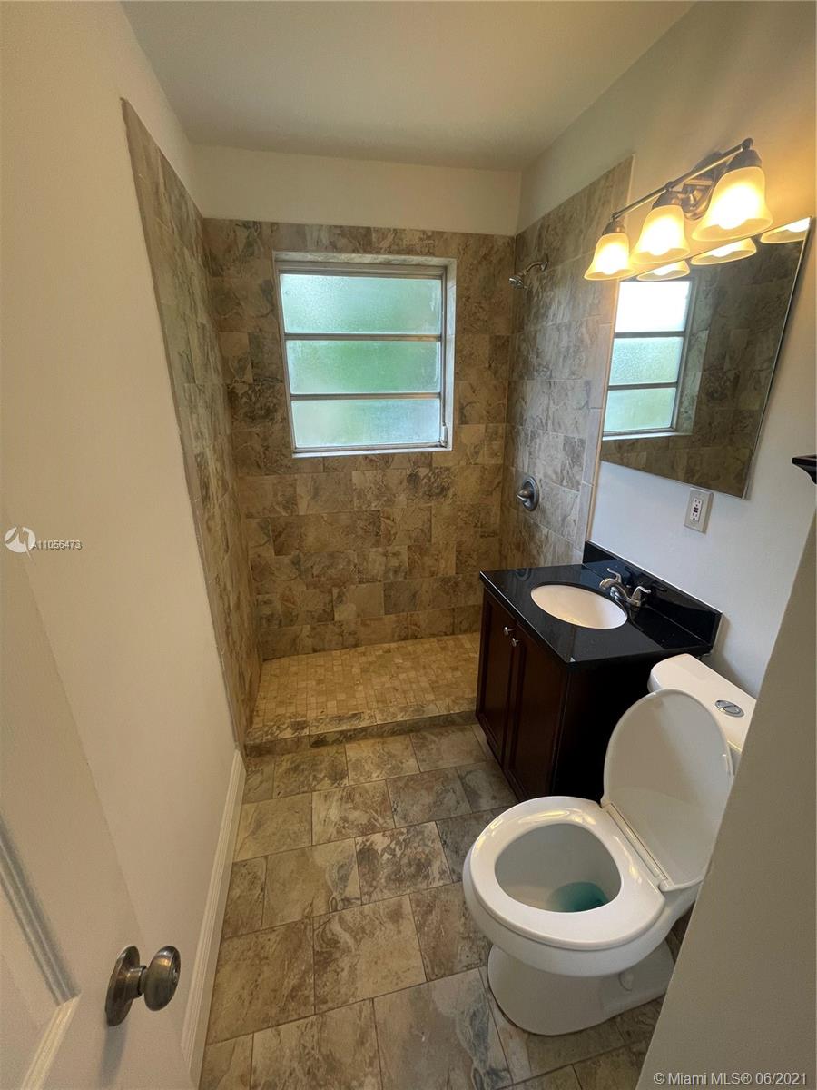 BAYVIEW ACRES - Residential Lease