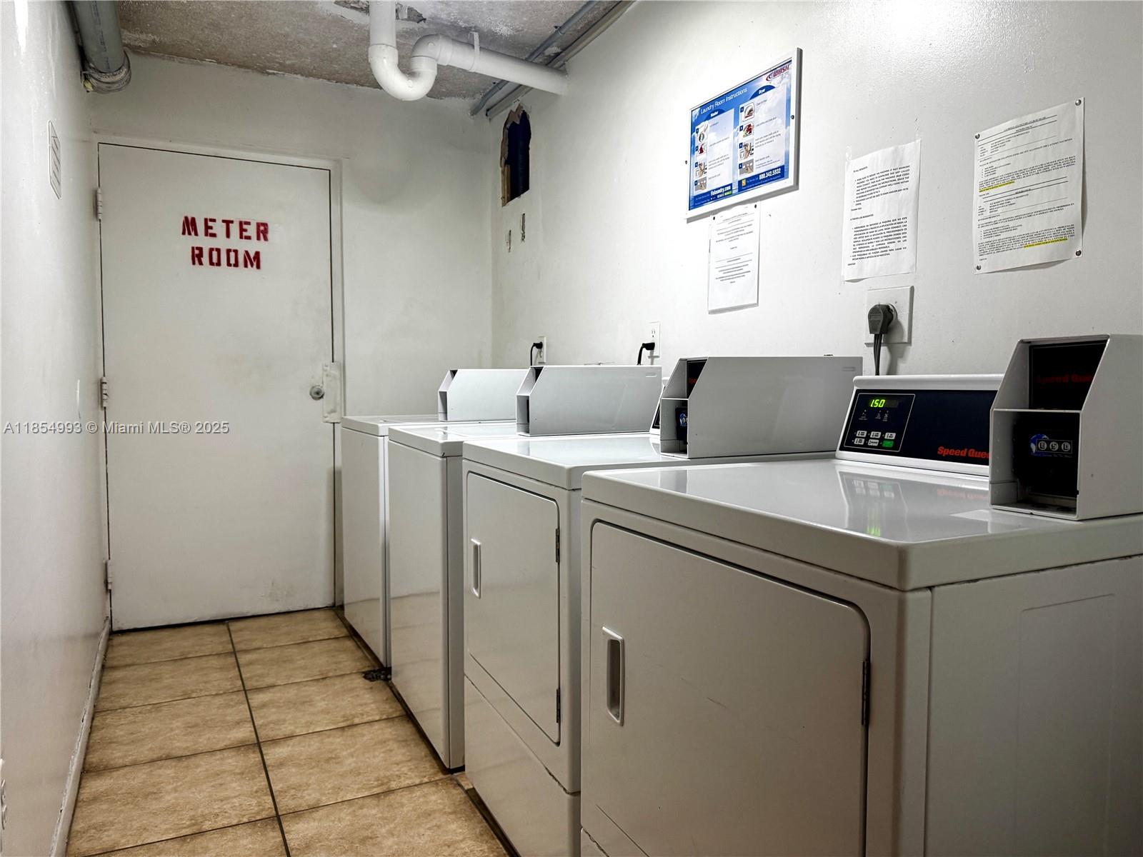 LAS BRISAS@ COUNTRY CLUB - Residential