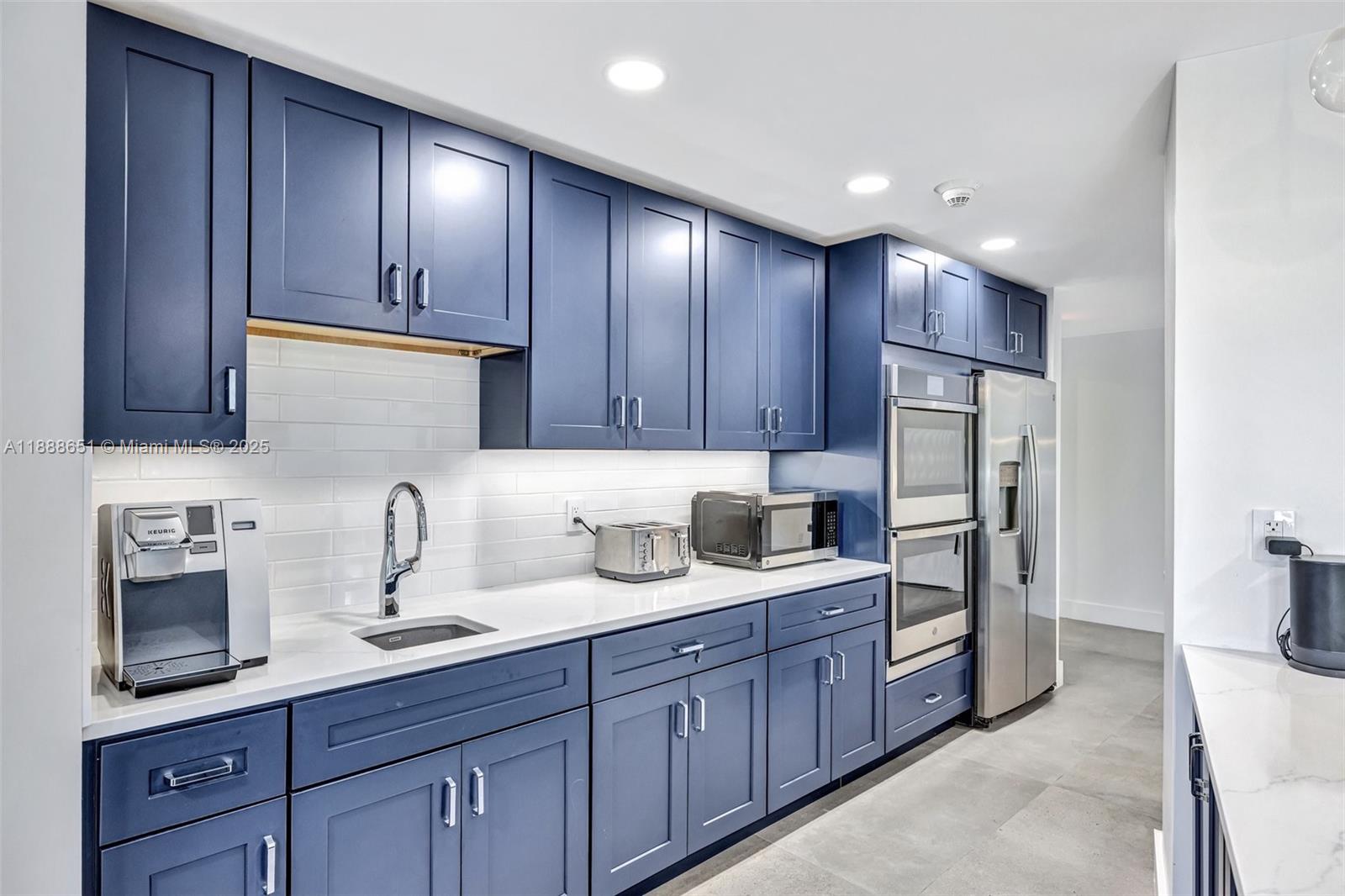 MAYA MARCA CONDO - Residential Lease