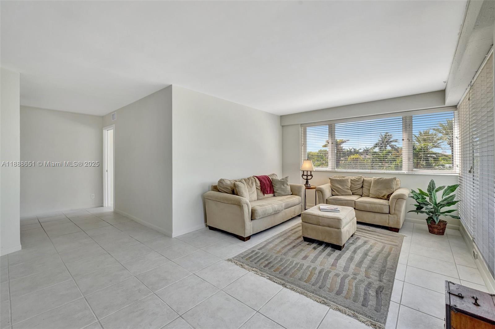 MAYA MARCA CONDO - Residential Lease