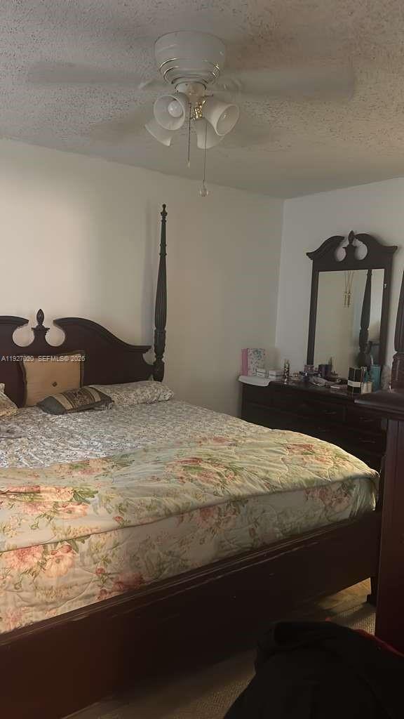 STONE CREEK POINTE A CONDO - Residential