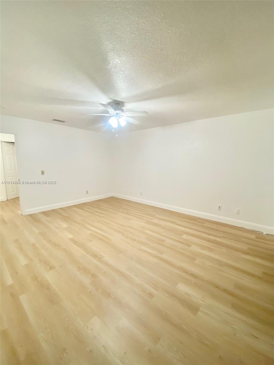 BRENTWOOD WEST TOWNHOUSES - Residential Lease