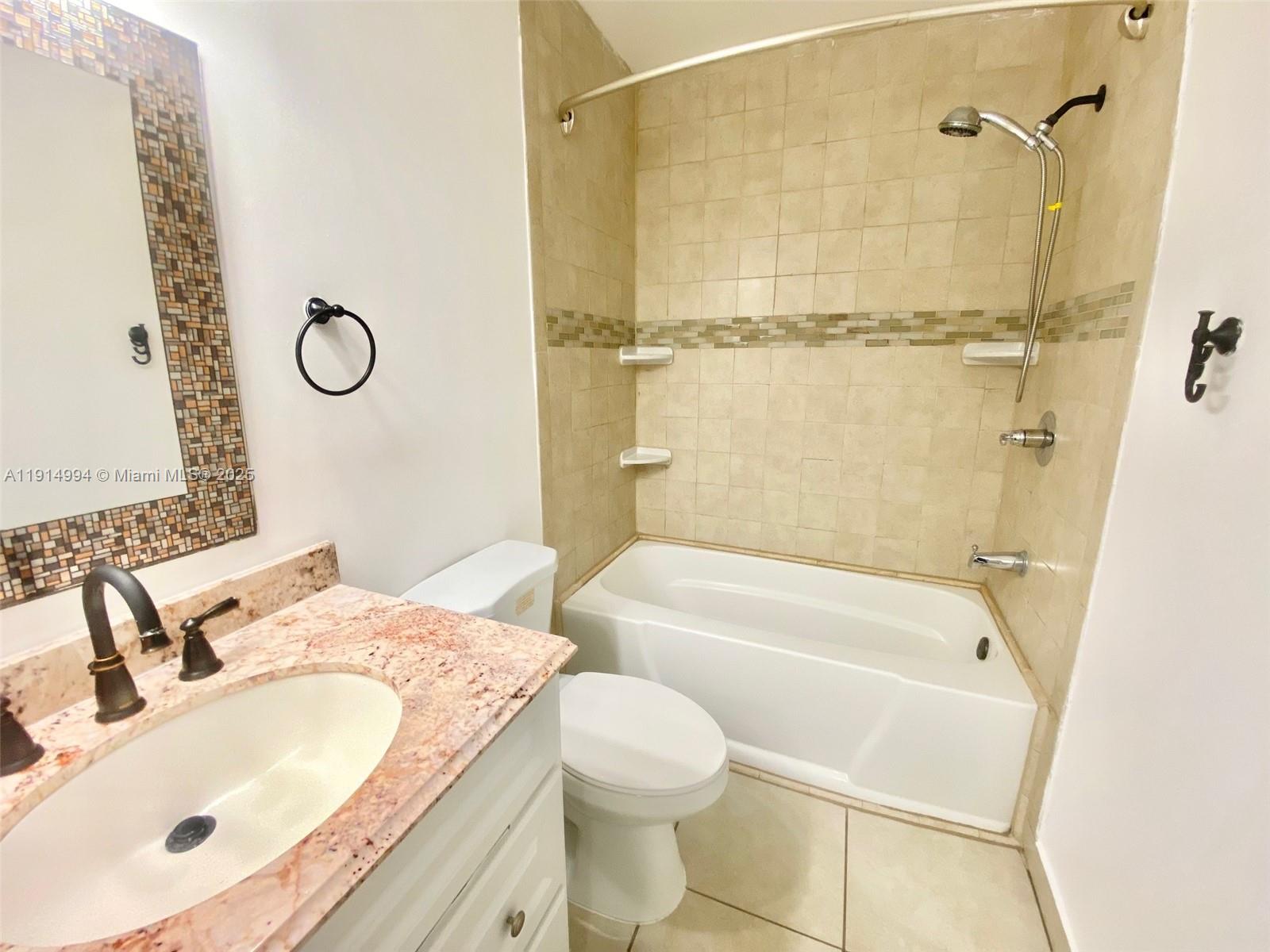 BRENTWOOD WEST TOWNHOUSES - Residential Lease