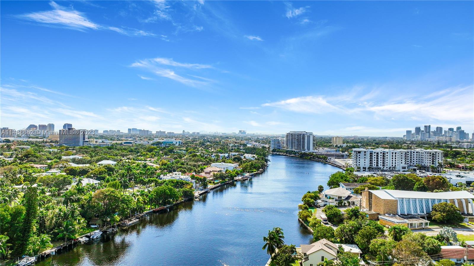 LAUDER GATE ISLES - Residential