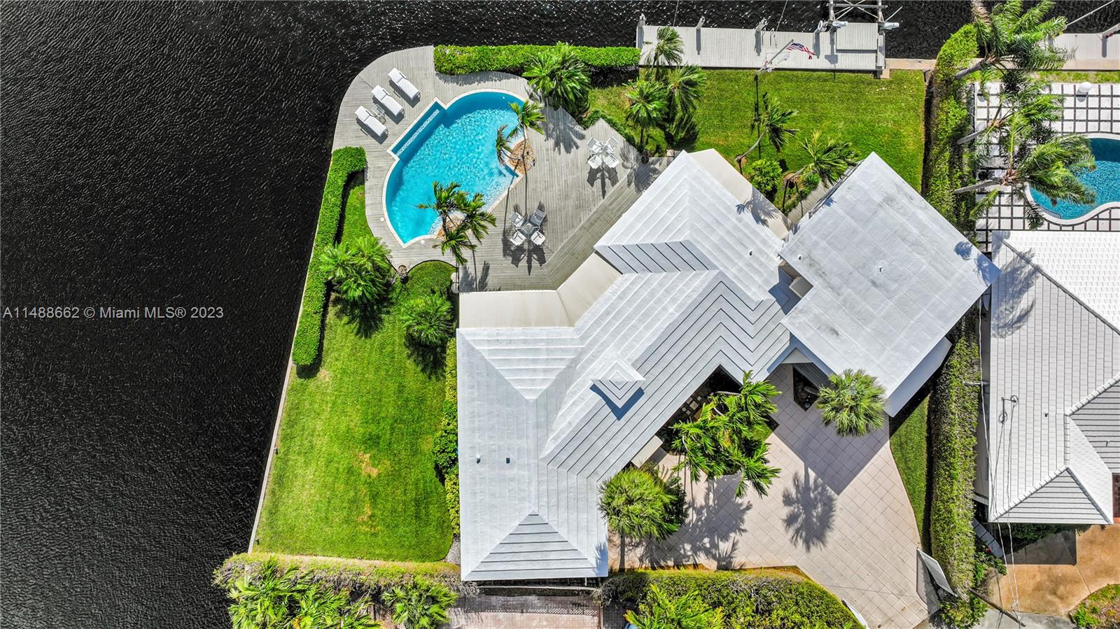 LAUDER GATE ISLES - Residential