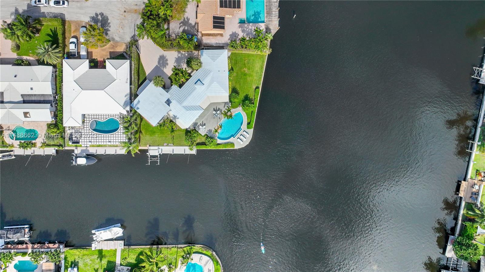 LAUDER GATE ISLES - Residential