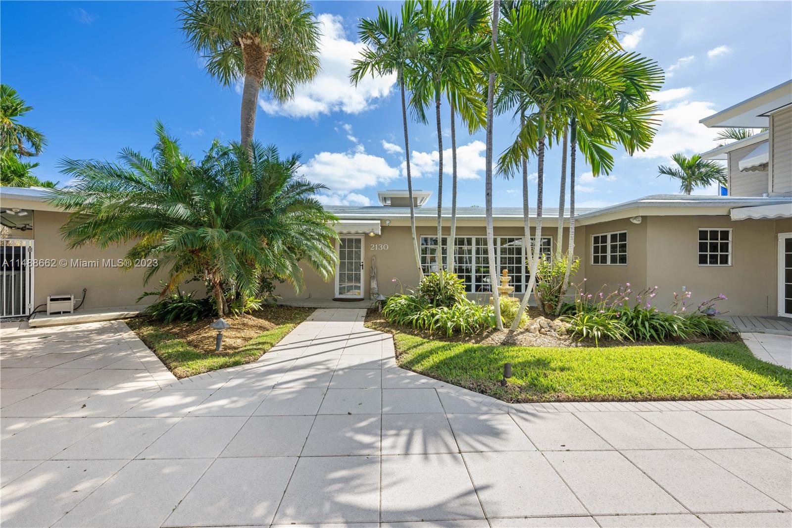 LAUDER GATE ISLES - Residential