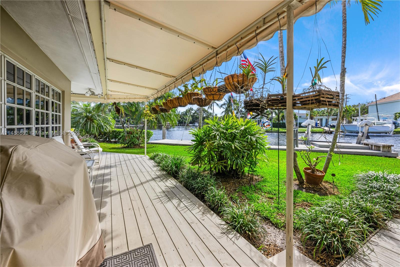 LAUDER GATE ISLES - Residential