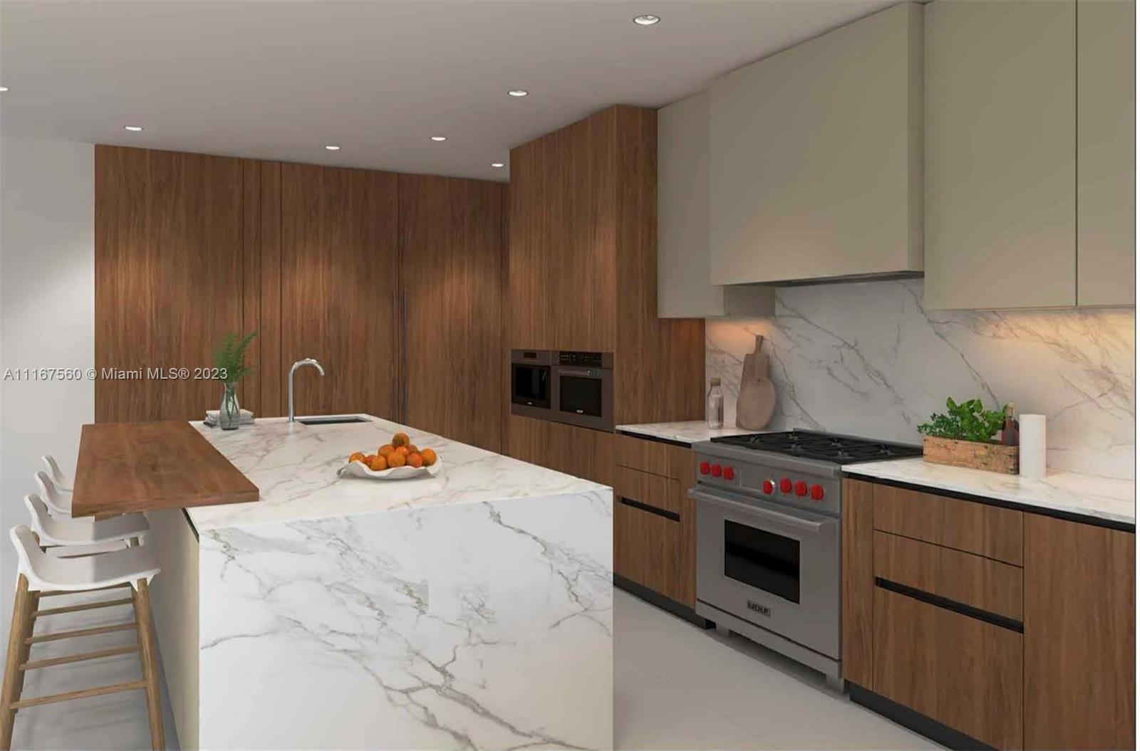 HOLLYWOOD GOLF ESTATES SE - Residential