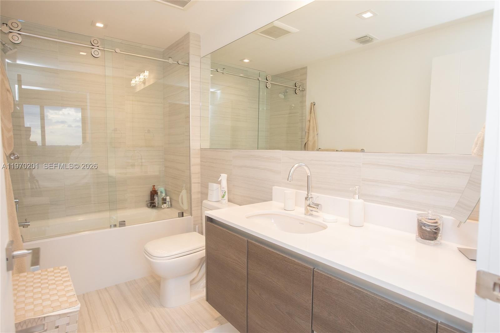 MERRICK MANOR CONDO - Residential