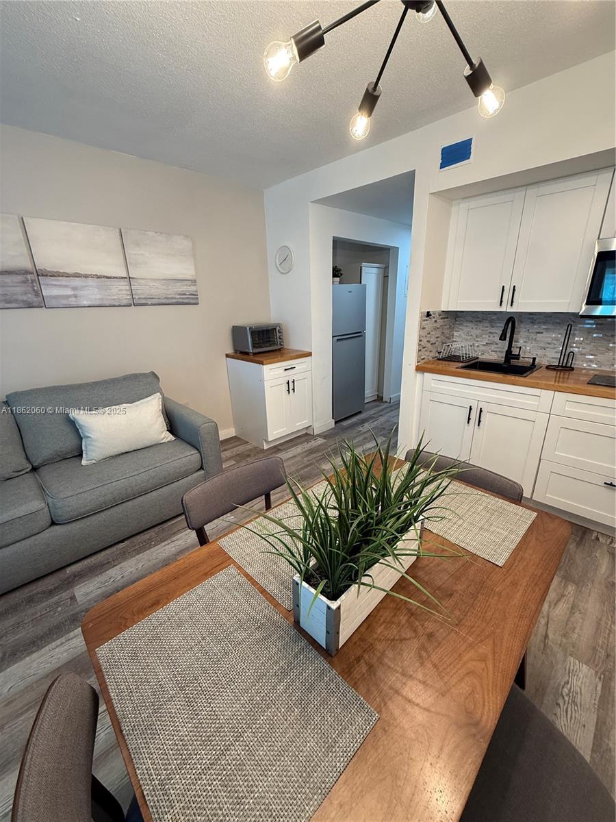 COASTAL TOWERS CONDO - Residential