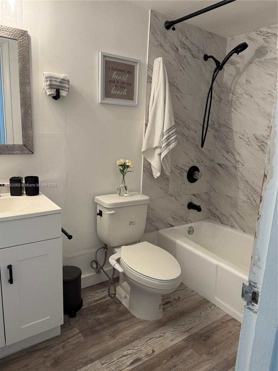 COASTAL TOWERS CONDO - Residential
