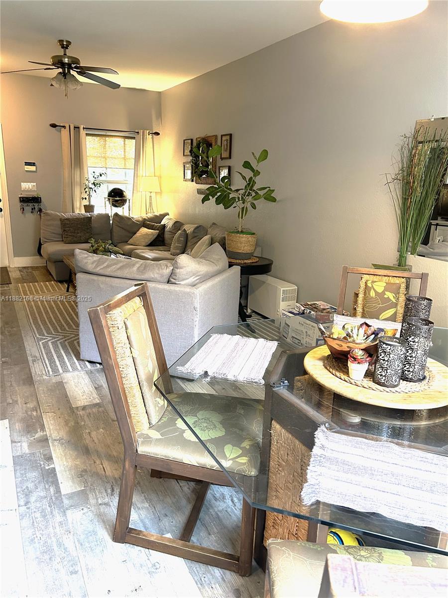 PEMBROKE ISLES V - Residential Lease