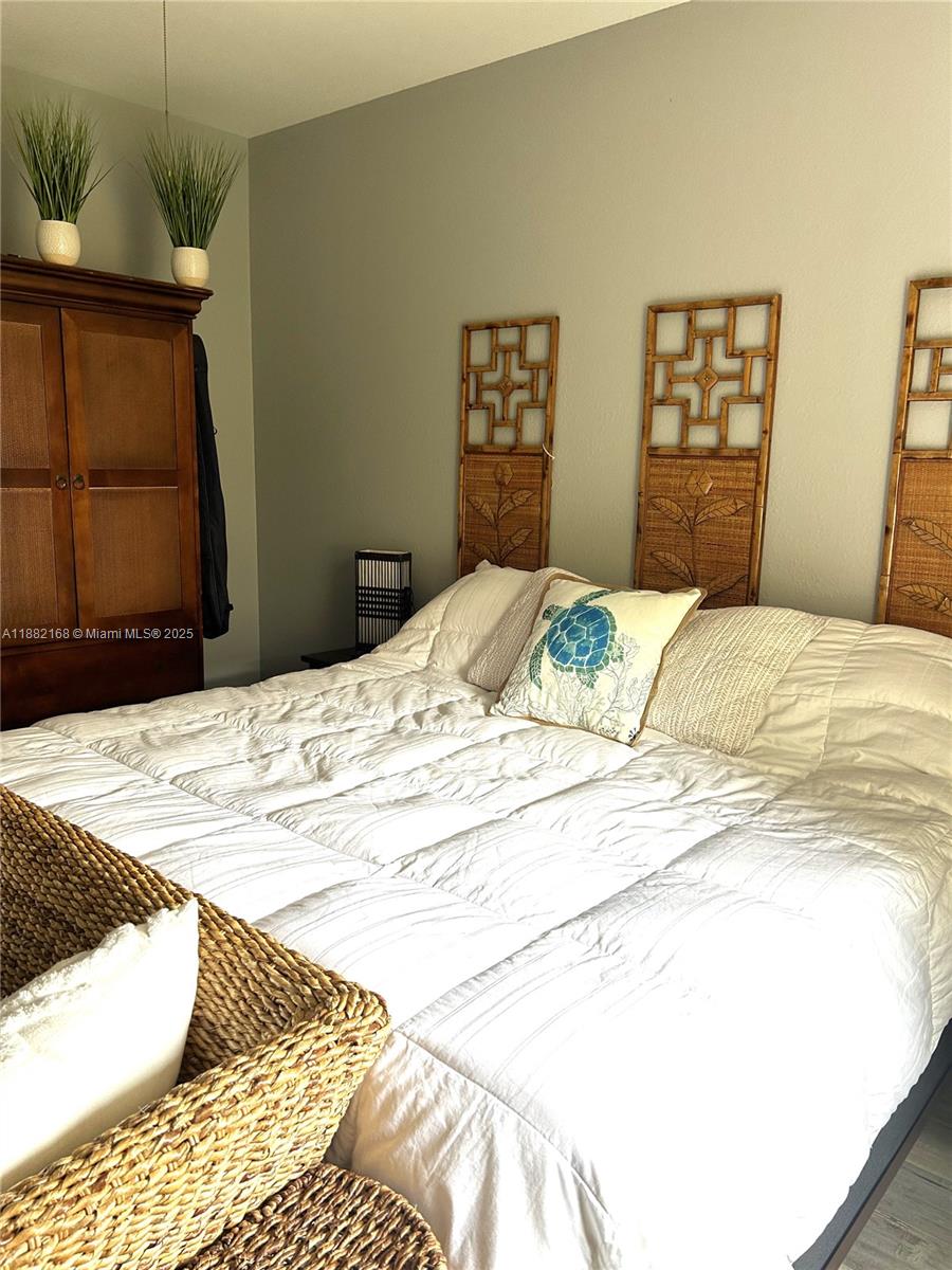 PEMBROKE ISLES V - Residential Lease