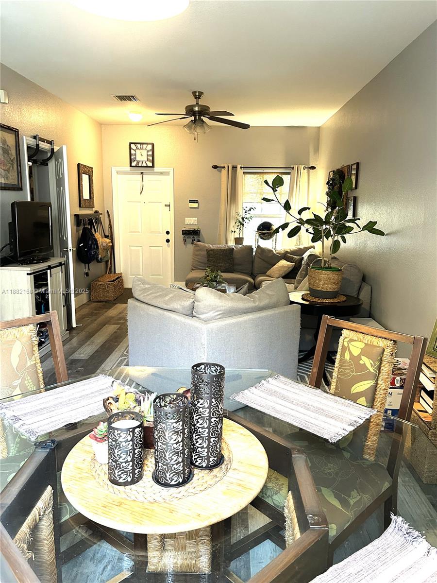 PEMBROKE ISLES V - Residential Lease