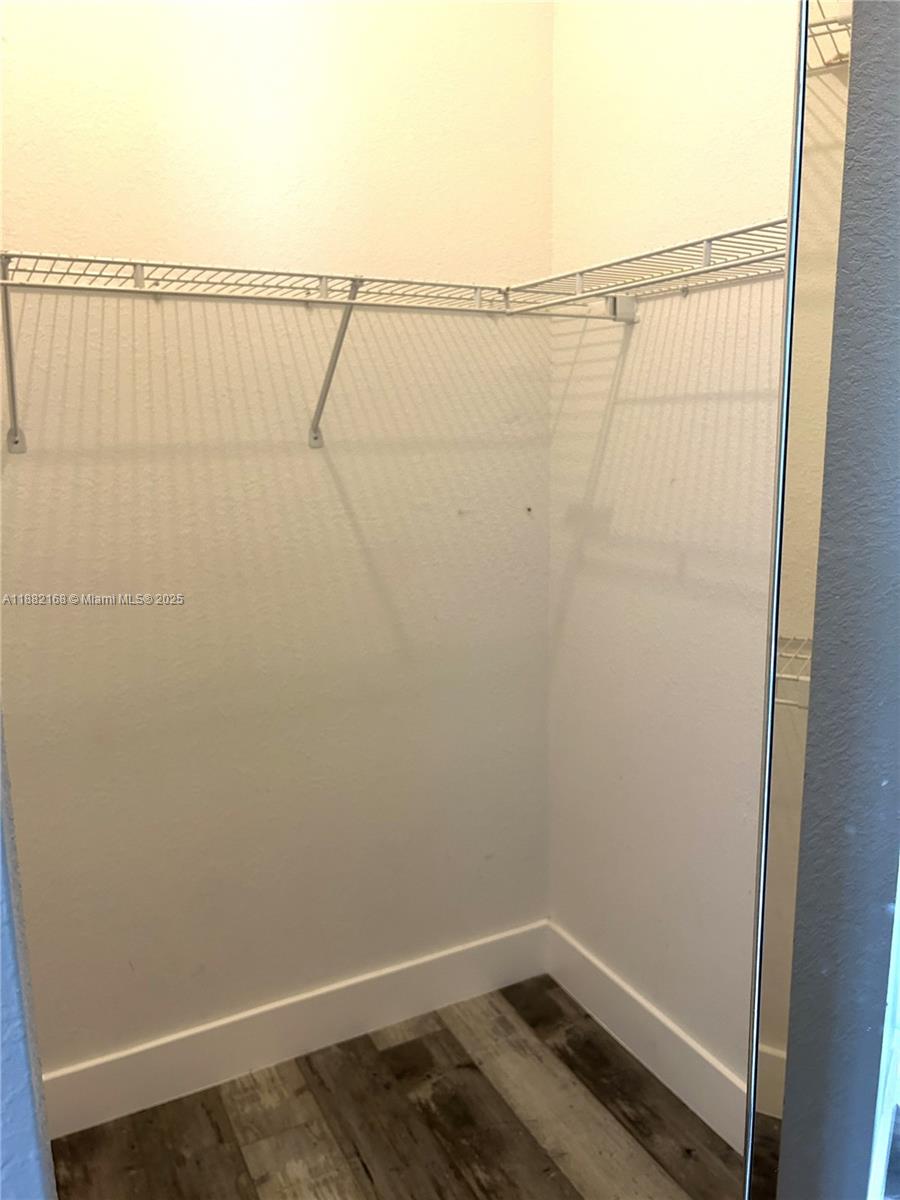 PEMBROKE ISLES V - Residential Lease