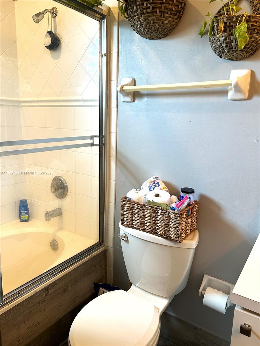 PEMBROKE ISLES V - Residential Lease