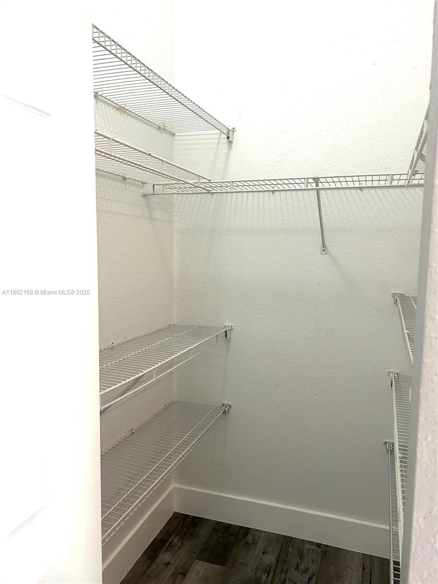 PEMBROKE ISLES V - Residential Lease