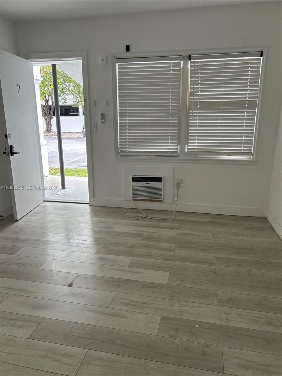 RESUB BLKS 13 & 14 IDLEWY - Residential Lease