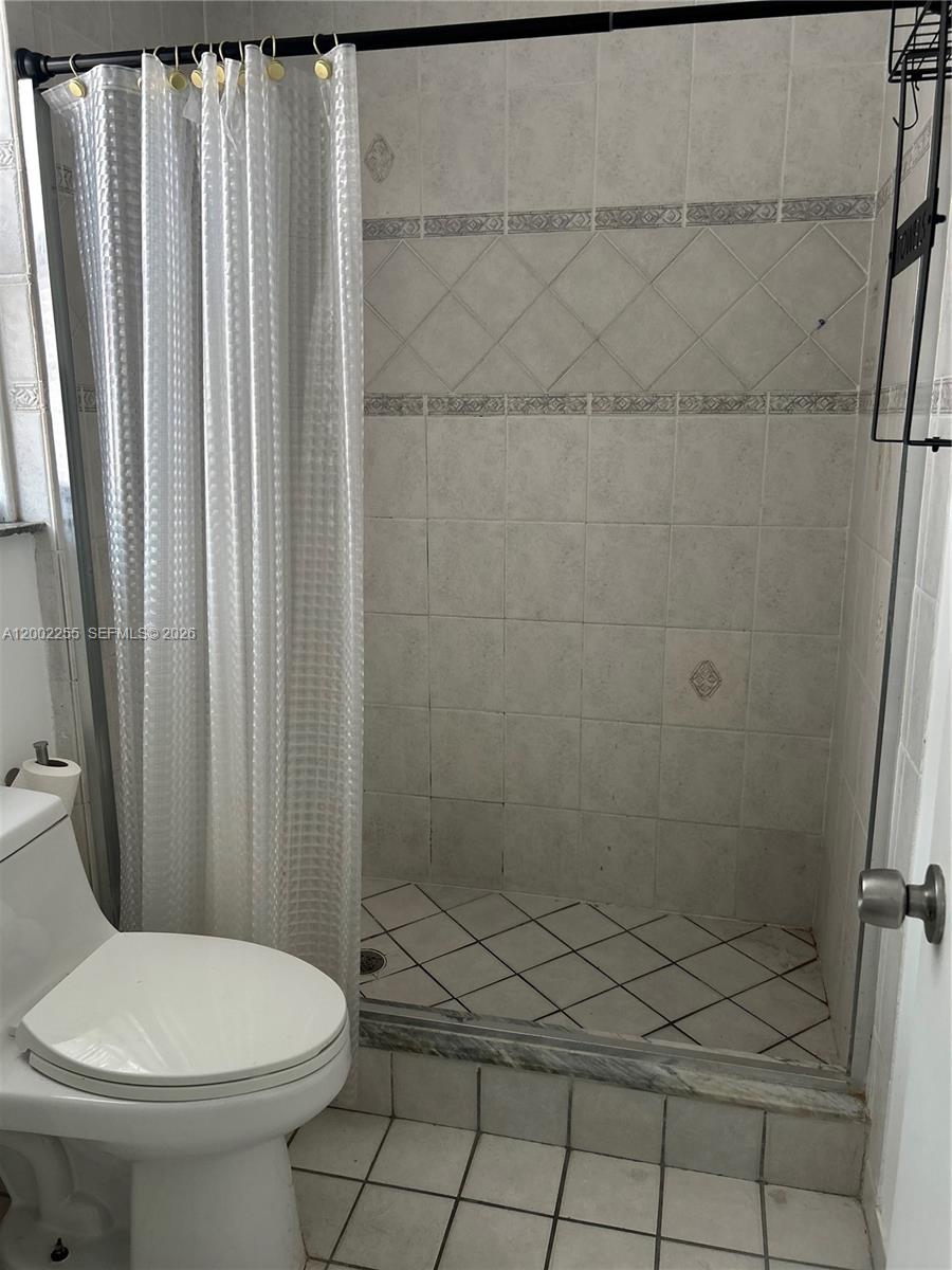 RESUB BLKS 13 & 14 IDLEWY - Residential Lease