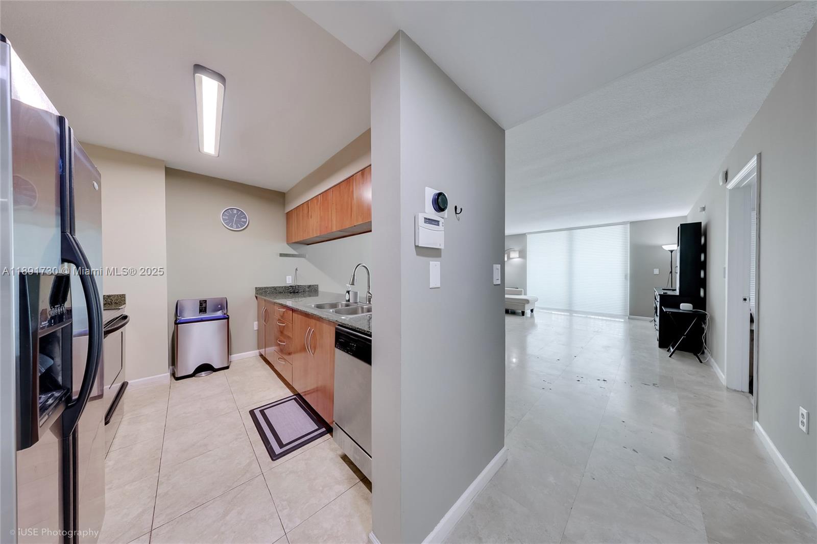 1200 Brickell Bay Dr 3506
