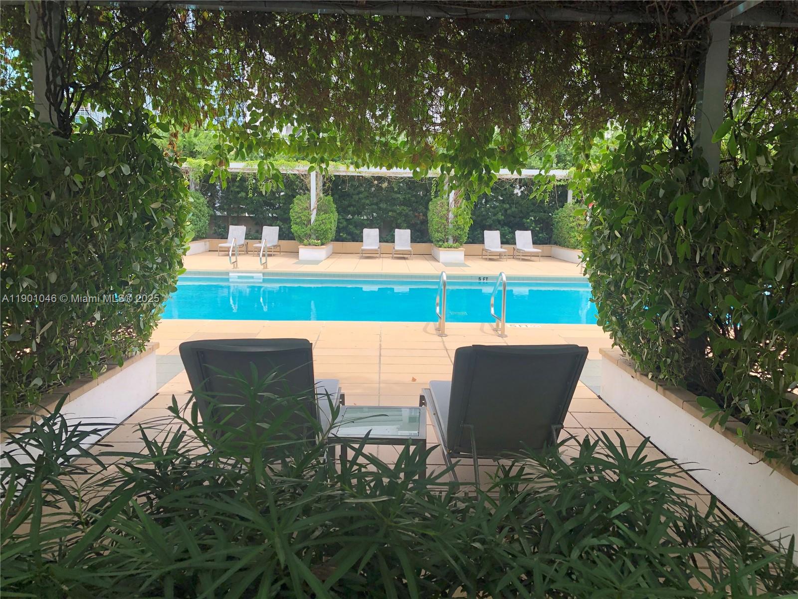 Four Seasons - Residential Lease