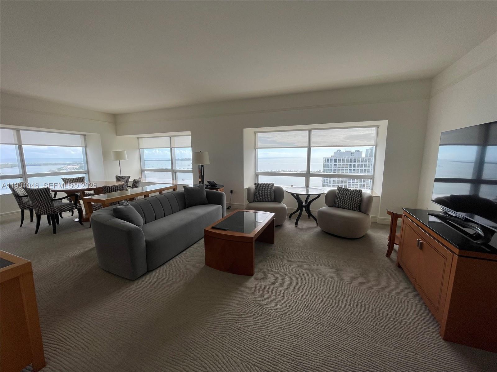 1435 Brickell Ave 3506